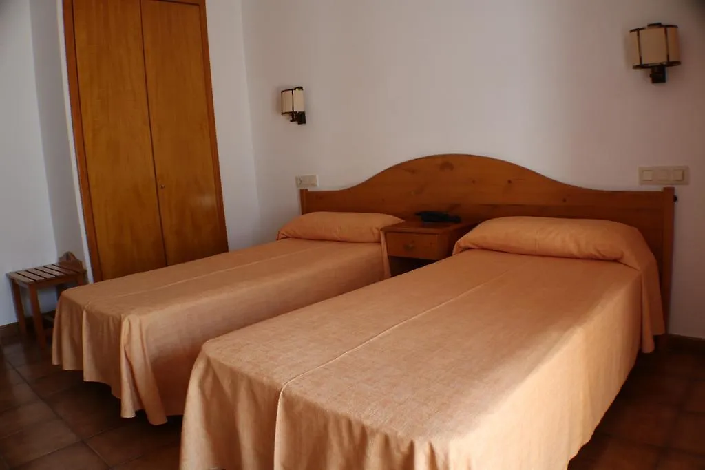 **  Hotel Parc Roses Španělsko