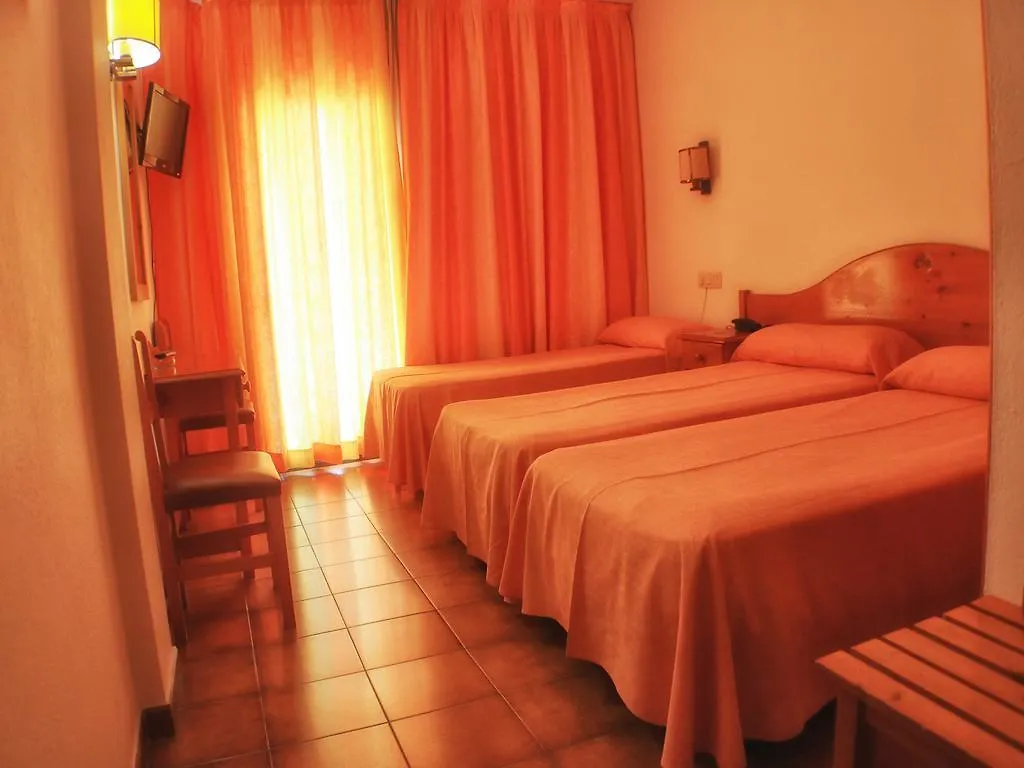 Hotel Parc Roses İspanya